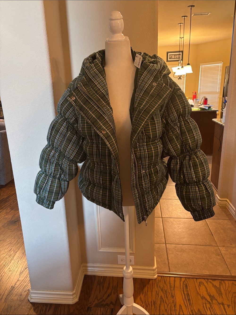 Brand New Women’s Free People Party of One Puffer Jacket XS MSRP$248 Olive Green